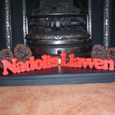 Freestanding Nadolig Llawen