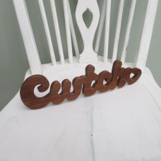 Mahogany Cwtch Sign with Single Heart